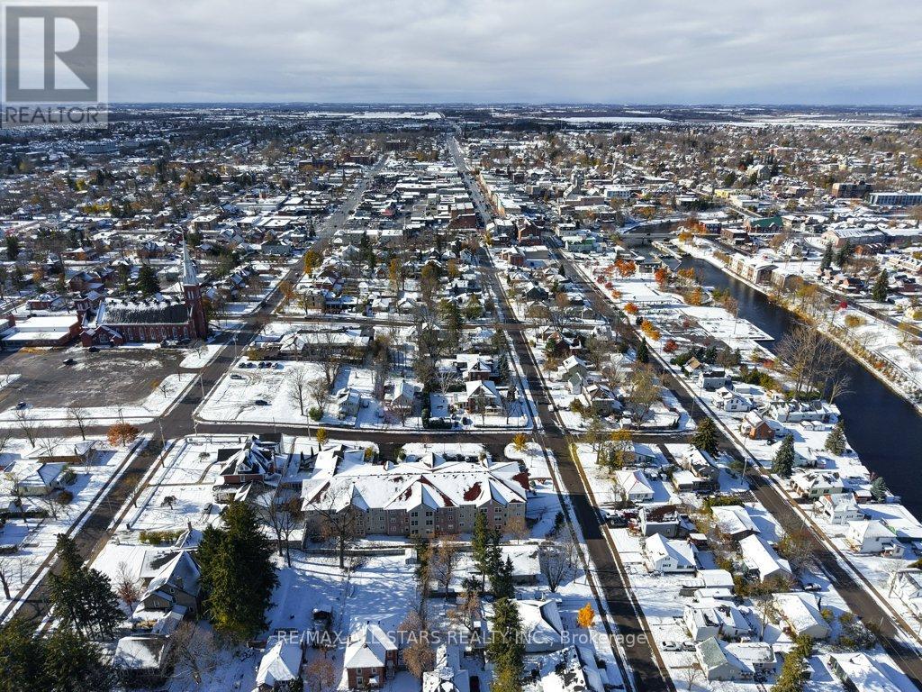 303 - 8 Huron Street, Kawartha Lakes (Lindsay), Ontario  K9V 6K3 - Photo 42 - X12548054