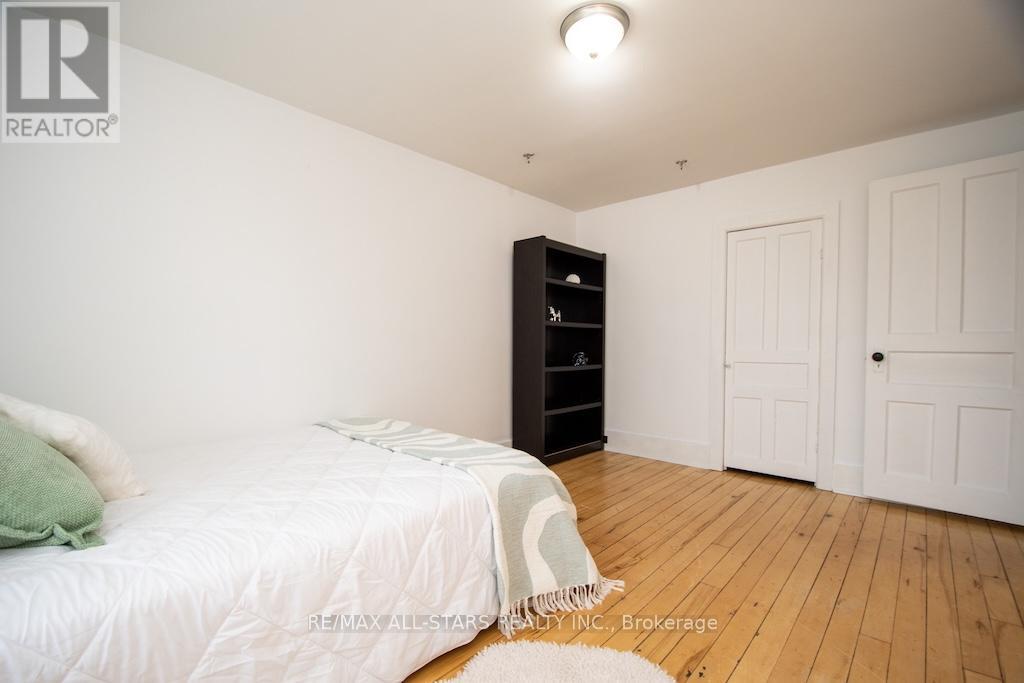 2 St. Patrick Street, Kawartha Lakes (Lindsay), Ontario  K9V 1R1 - Photo 25 - X12548210