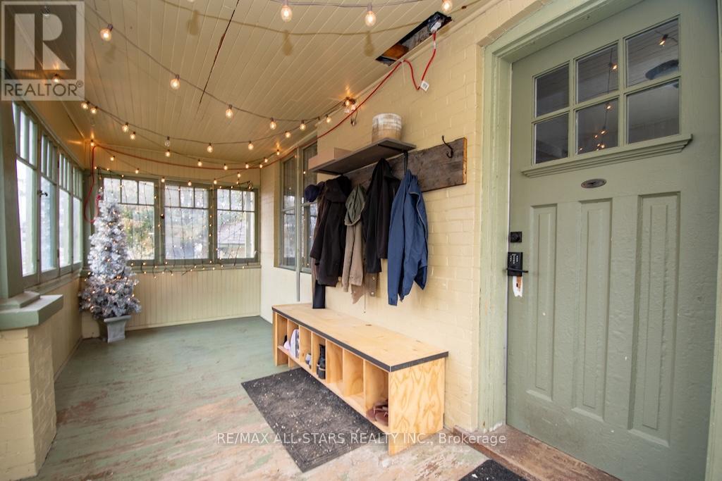 2 St. Patrick Street, Kawartha Lakes (Lindsay), Ontario  K9V 1R1 - Photo 3 - X12548210