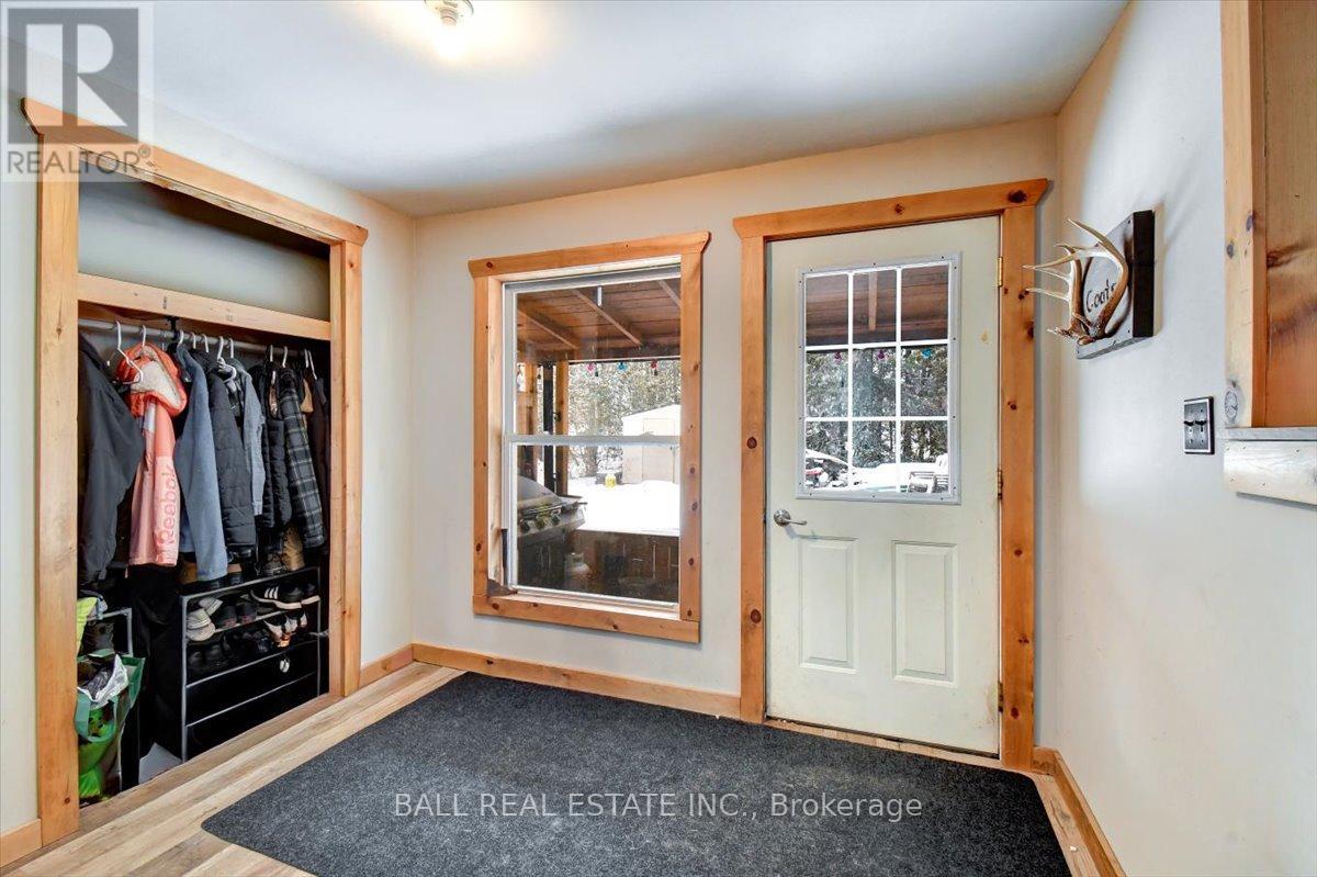 7 Upper Turriff Road, Bancroft (Dungannon Ward), Ontario  K0L 2L0 - Photo 3 - X12550874