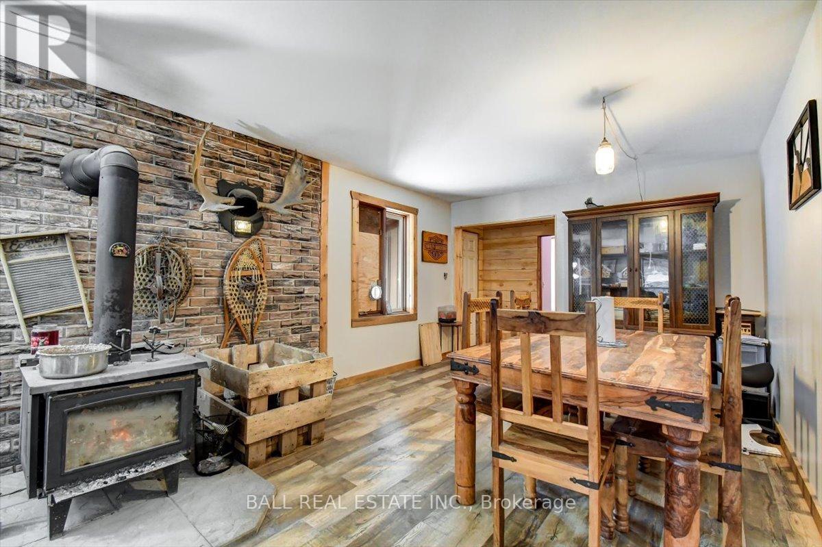 7 Upper Turriff Road, Bancroft (Dungannon Ward), Ontario  K0L 2L0 - Photo 6 - X12550874