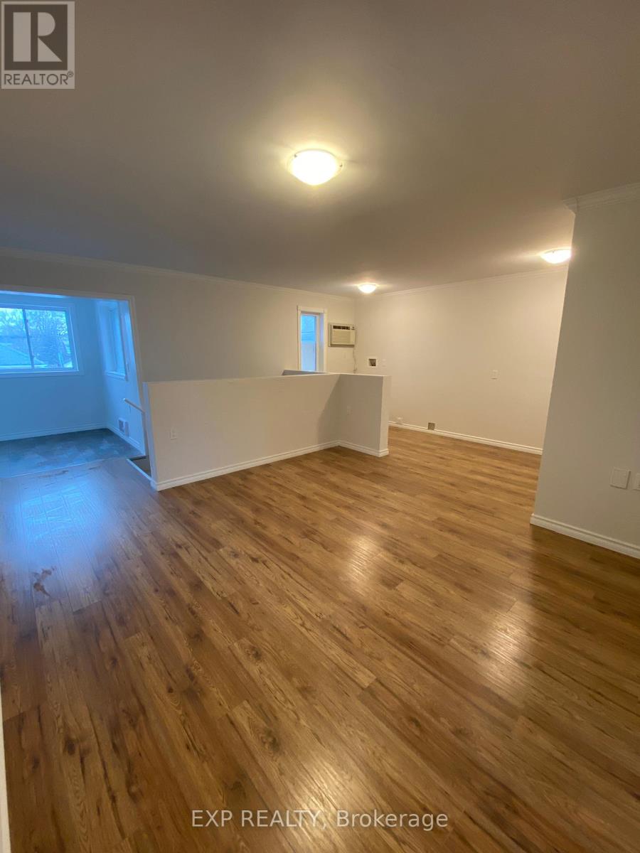 612 Romaine Street, Peterborough (Otonabee Ward 1), Ontario  K9J 2E4 - Photo 13 - X12551104