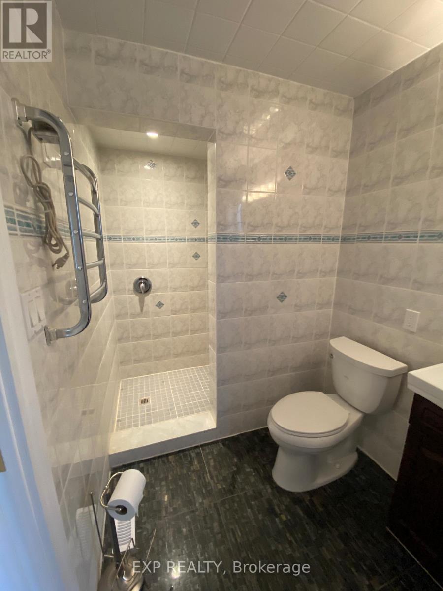 612 Romaine Street, Peterborough (Otonabee Ward 1), Ontario  K9J 2E4 - Photo 18 - X12551104