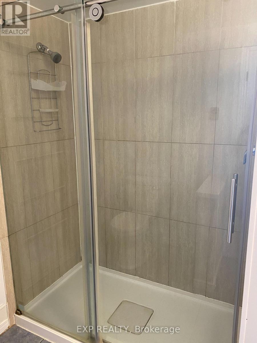 612 Romaine Street, Peterborough (Otonabee Ward 1), Ontario  K9J 2E4 - Photo 26 - X12551104