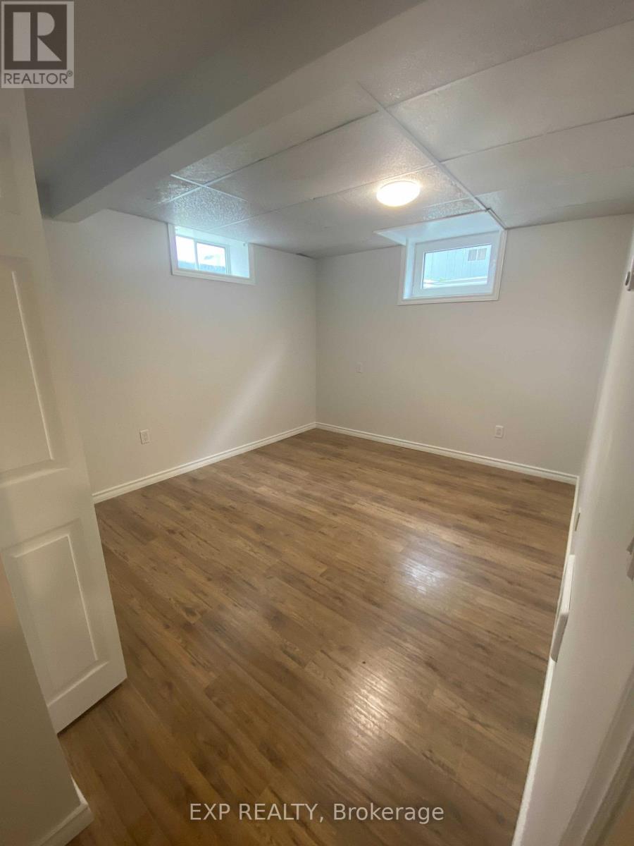 612 Romaine Street, Peterborough (Otonabee Ward 1), Ontario  K9J 2E4 - Photo 30 - X12551104