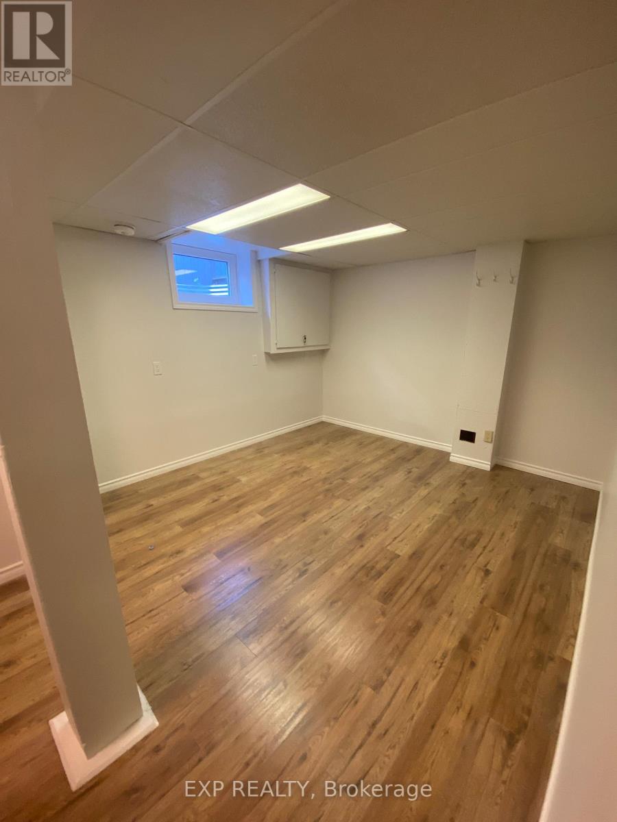 612 Romaine Street, Peterborough (Otonabee Ward 1), Ontario  K9J 2E4 - Photo 31 - X12551104