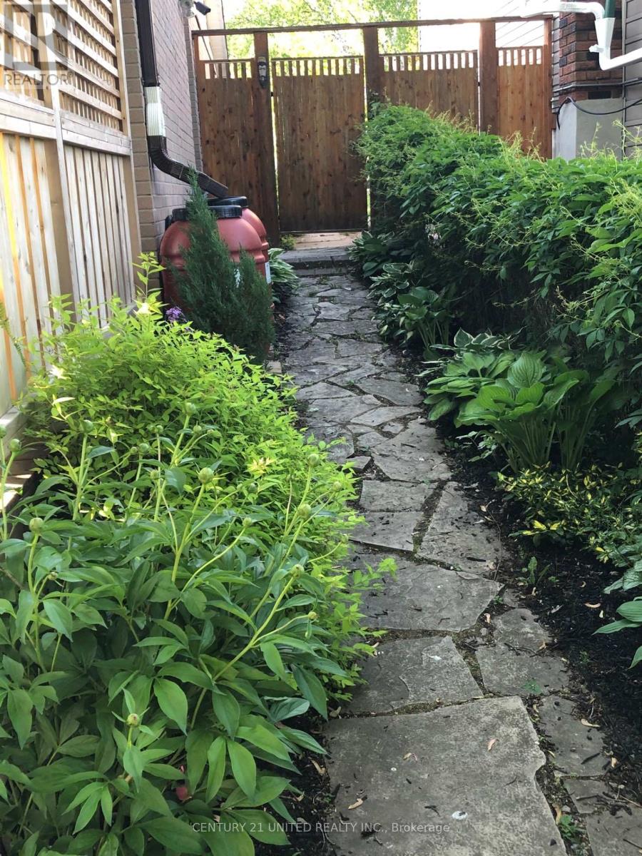 2627 Ridgetop Crescent, Peterborough (Ashburnham Ward 4), Ontario  K9L 1J1 - Photo 32 - X12551662