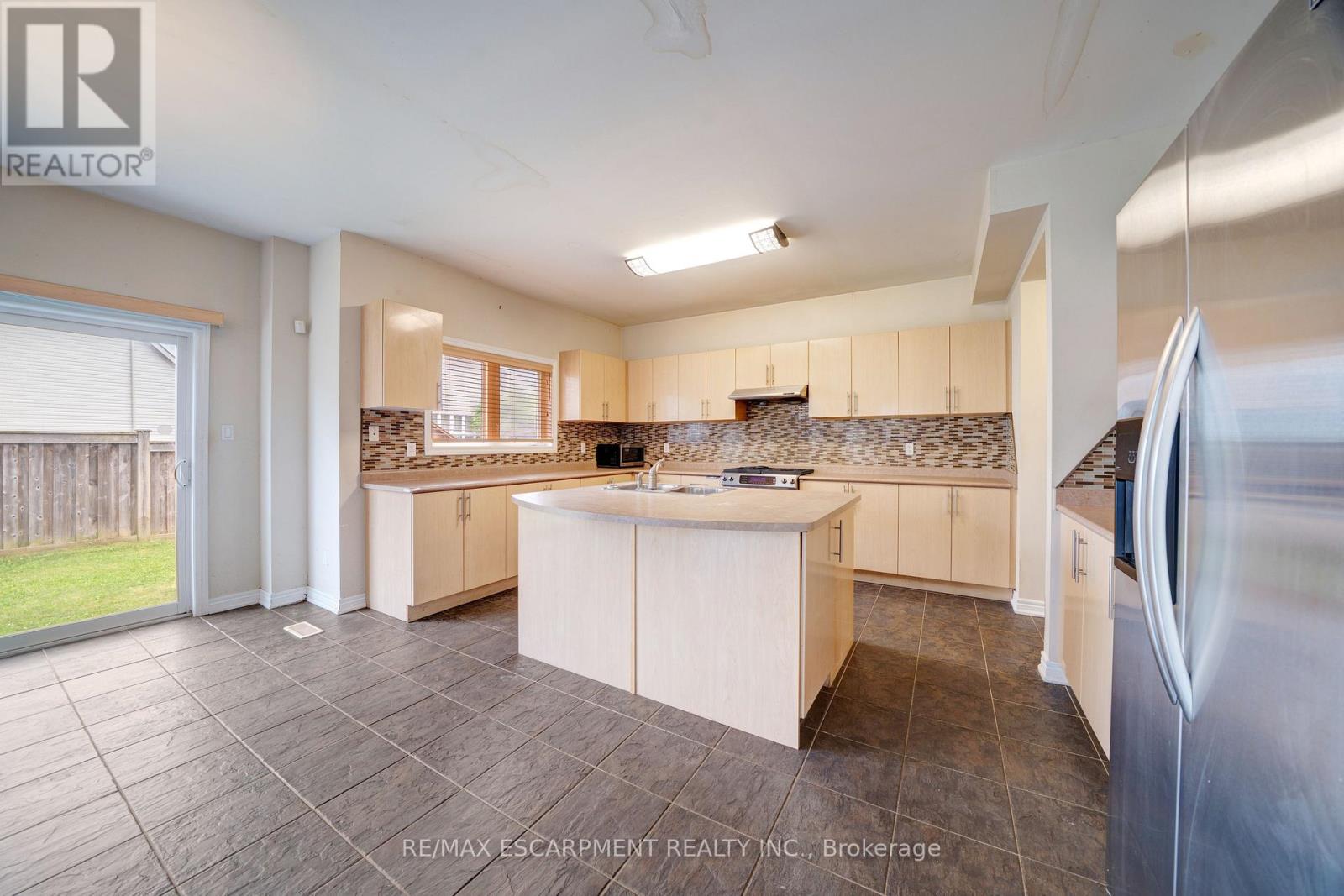 11 Belsey Lane, Clarington (Newcastle), Ontario  L1B 0B3 - Photo 17 - E12551620