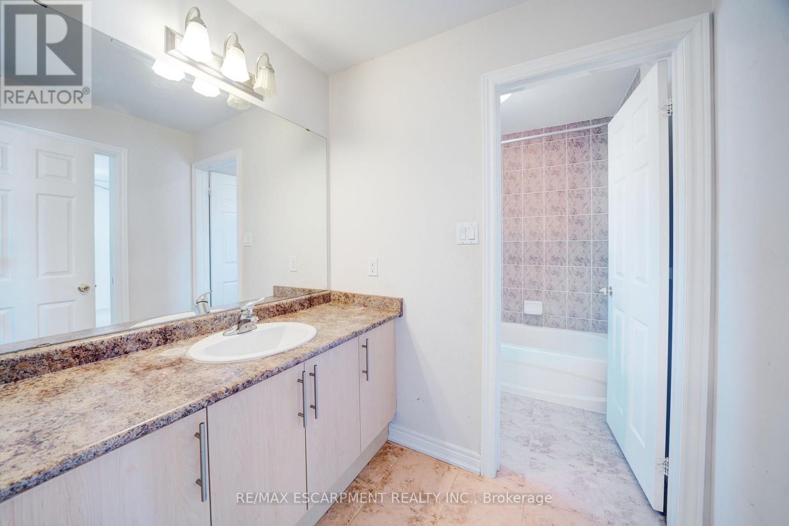 11 Belsey Lane, Clarington (Newcastle), Ontario  L1B 0B3 - Photo 44 - E12551620