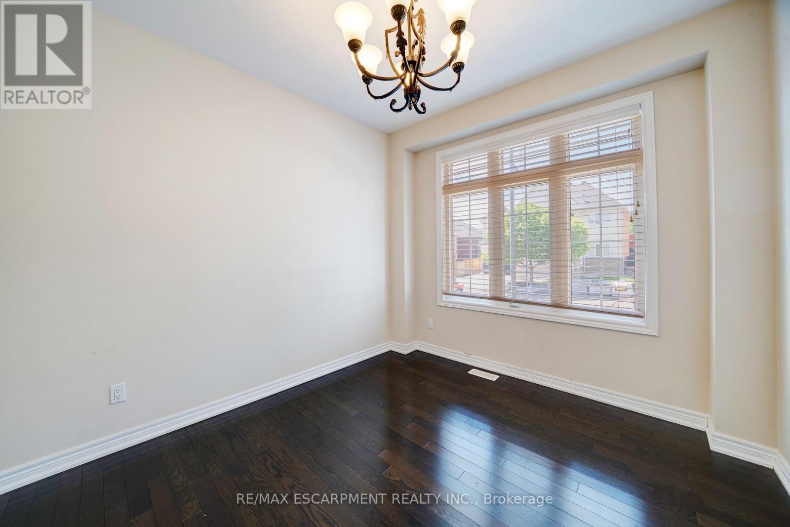 11 Belsey Lane, Clarington (Newcastle), Ontario  L1B 0B3 - Photo 7 - E12551620