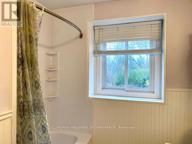 1186 Cartier Boulevard, Peterborough (Northcrest Ward 5), Ontario  K9H 6S1 - Photo 18 - X12551748