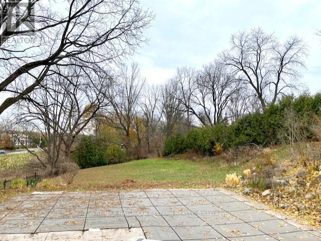 1186 Cartier Boulevard, Peterborough (Northcrest Ward 5), Ontario  K9H 6S1 - Photo 38 - X12551748