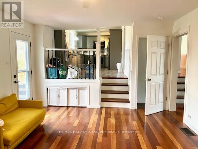 1186 Cartier Boulevard, Peterborough (Northcrest Ward 5), Ontario  K9H 6S1 - Photo 9 - X12551748