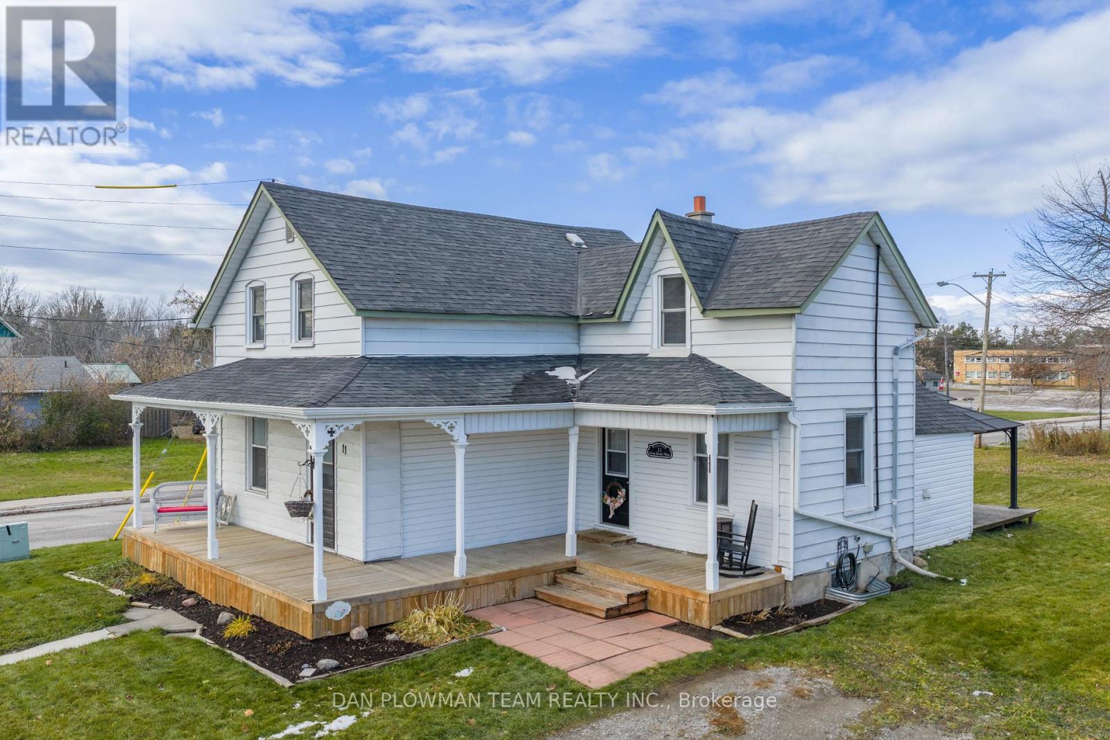 11 King Street W, Kawartha Lakes (Omemee), Ontario  K0L 2W0 - Photo 1 - X12551802