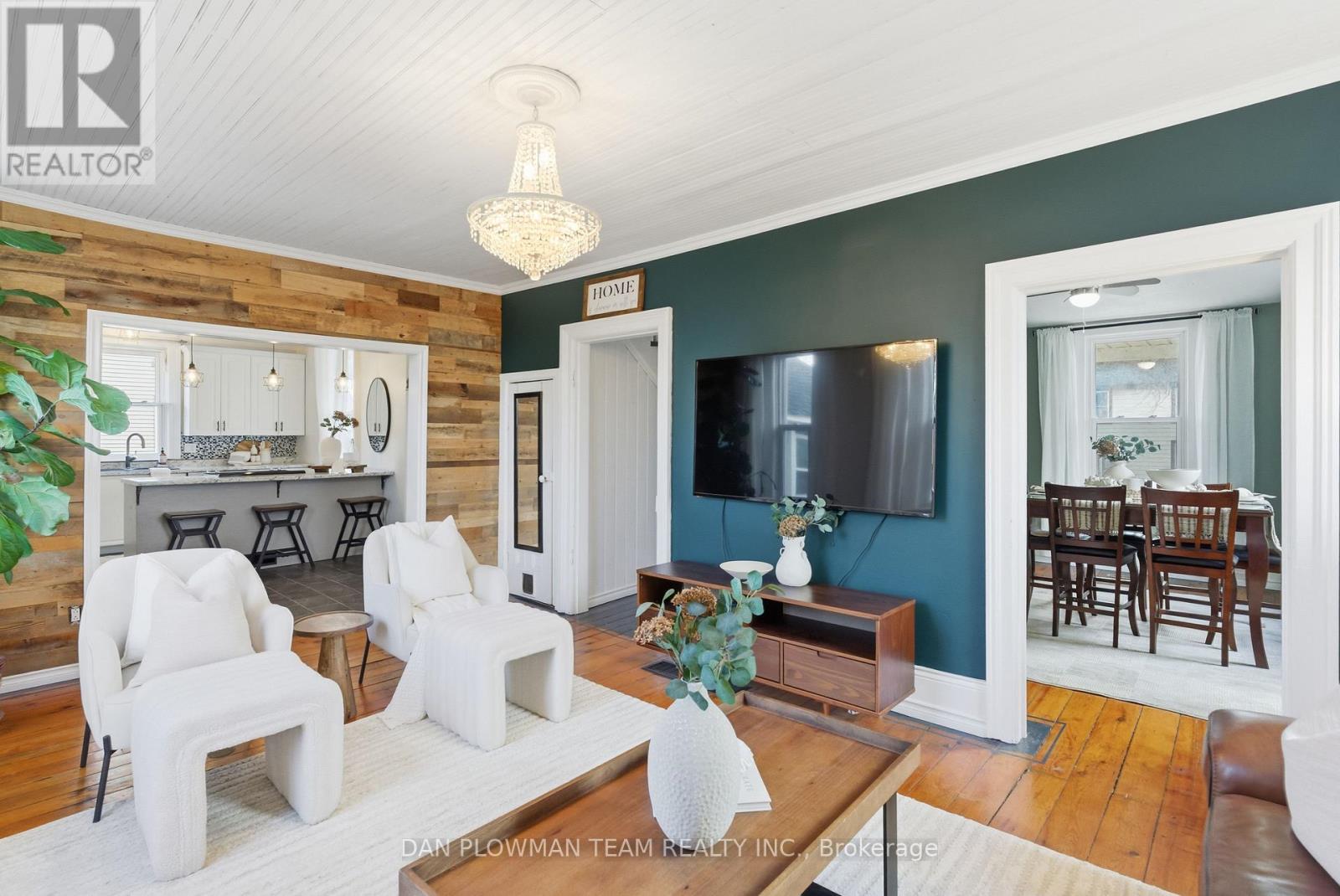 11 King Street W, Kawartha Lakes (Omemee), Ontario  K0L 2W0 - Photo 14 - X12551802