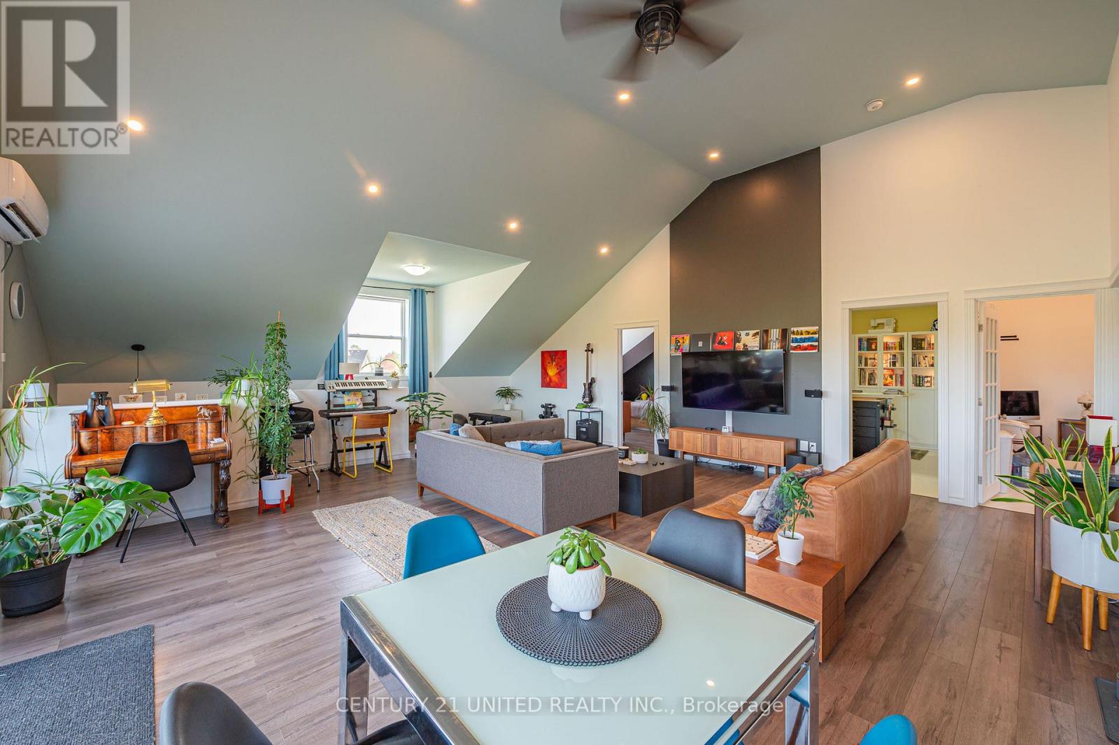 257 10th Line Rd South Dummer Road, Douro-Dummer, Ontario  K0L 2V0 - Photo 37 - X12552588