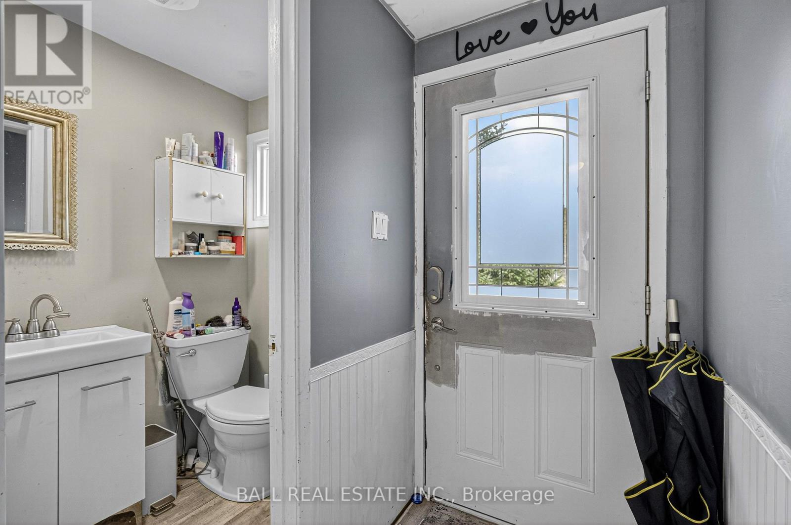 2131 Walker Avenue, Peterborough (Ashburnham Ward 4), Ontario  K9L 1T6 - Photo 4 - X12552928