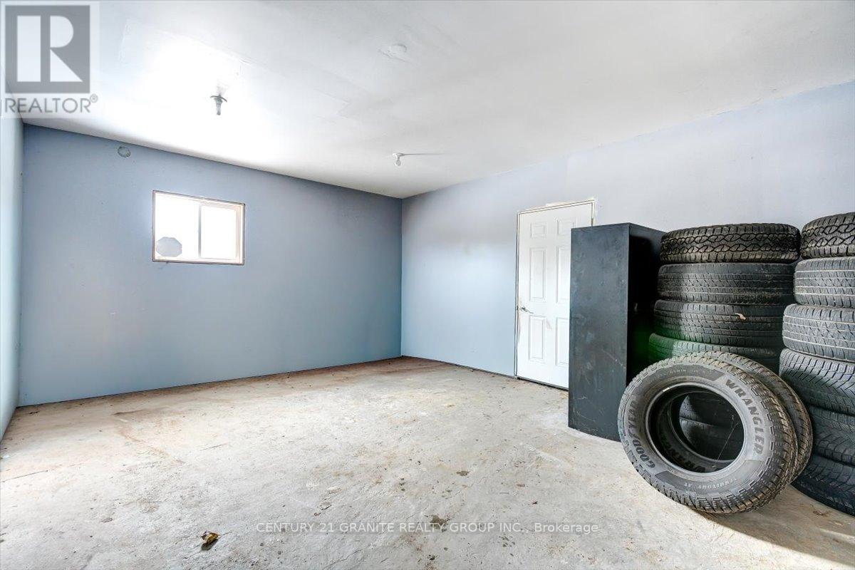 1725 Loop Road, Highlands East (Monmouth), Ontario  K0L 3C0 - Photo 2 - X12554046