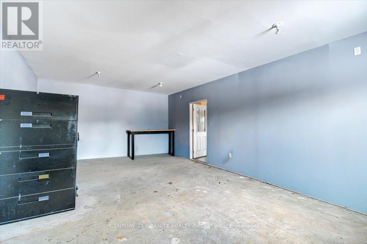 1725 Loop Road, Highlands East (Monmouth), Ontario  K0L 3C0 - Photo 3 - X12554046