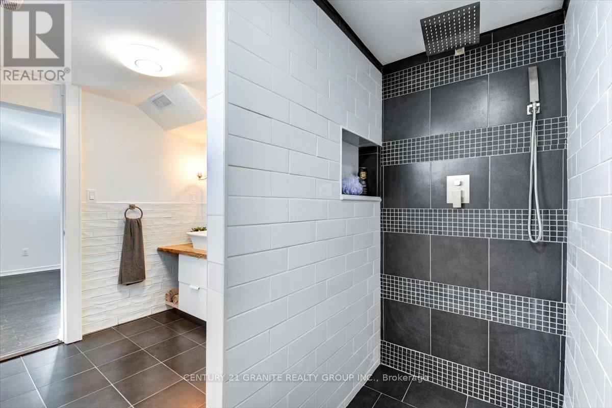 3 Larch Street, Highlands East (Bicroft Ward), Ontario  K0L 1M0 - Photo 24 - X12554058