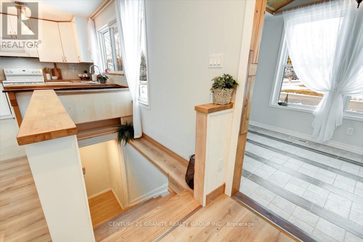 3 Larch Street, Highlands East (Bicroft Ward), Ontario  K0L 1M0 - Photo 28 - X12554058