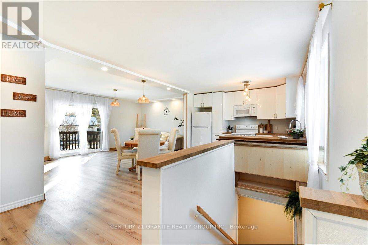 3 Larch Street, Highlands East (Bicroft Ward), Ontario  K0L 1M0 - Photo 8 - X12554058