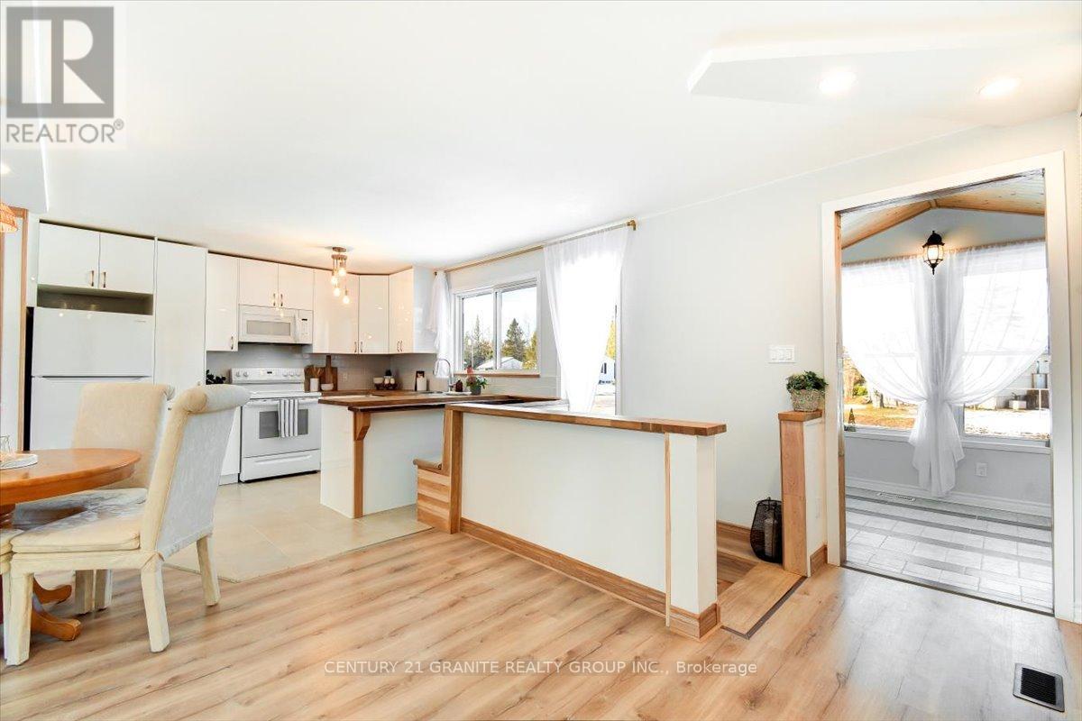 3 Larch Street, Highlands East (Bicroft Ward), Ontario  K0L 1M0 - Photo 9 - X12554058