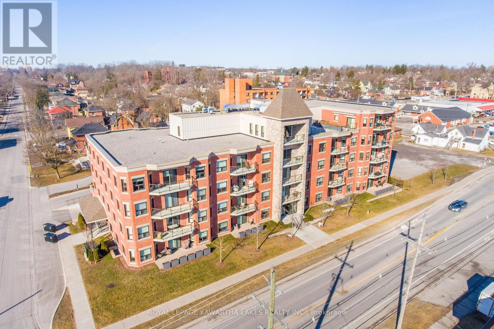 105 - 58 Glenelg Street W, Kawartha Lakes (Lindsay), Ontario  K9V 0M9 - Photo 1 - X12554384