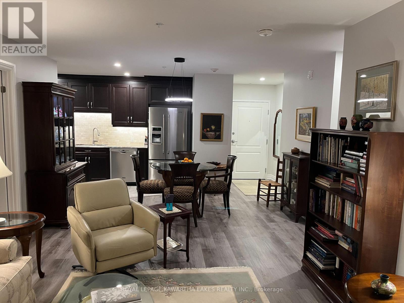 105 - 58 Glenelg Street W, Kawartha Lakes (Lindsay), Ontario  K9V 0M9 - Photo 12 - X12554384