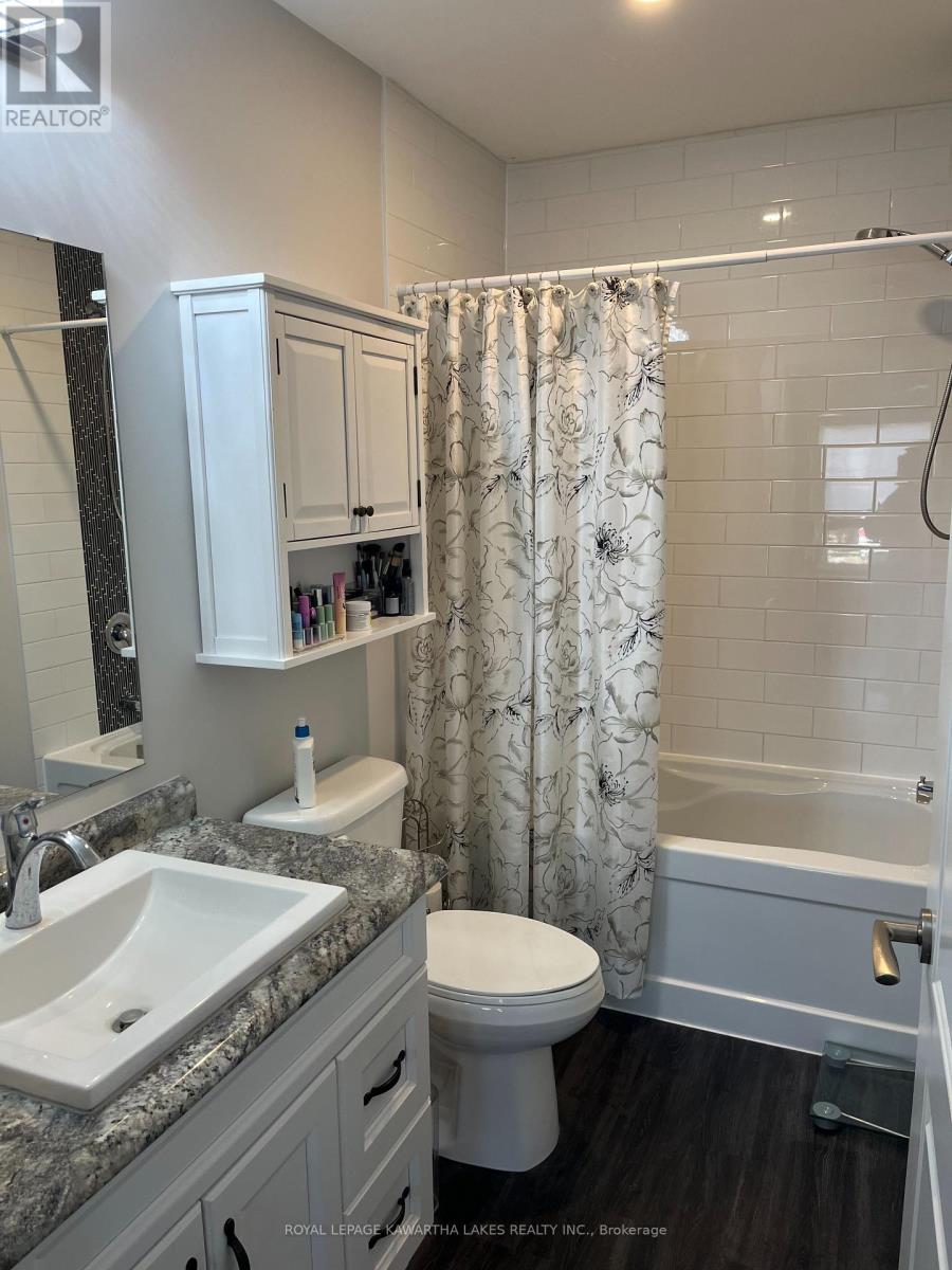 105 - 58 Glenelg Street W, Kawartha Lakes (Lindsay), Ontario  K9V 0M9 - Photo 35 - X12554384