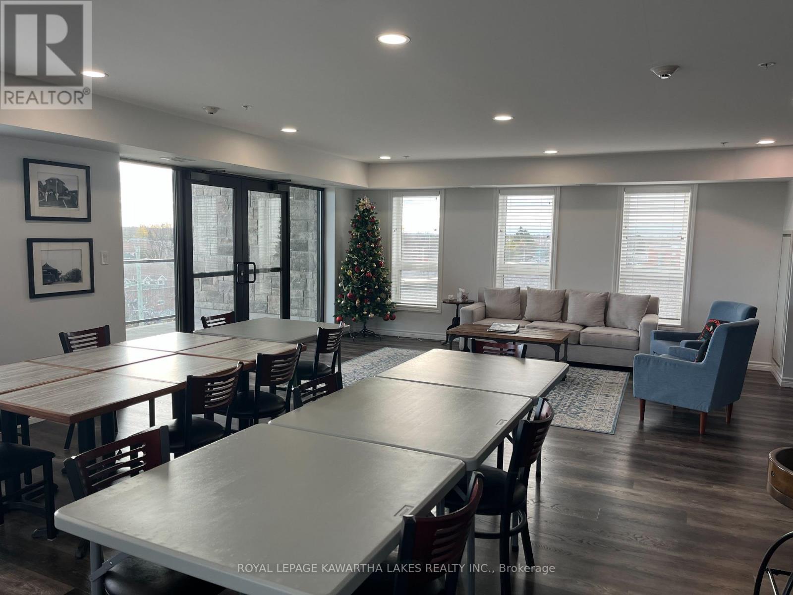 105 - 58 Glenelg Street W, Kawartha Lakes (Lindsay), Ontario  K9V 0M9 - Photo 41 - X12554384