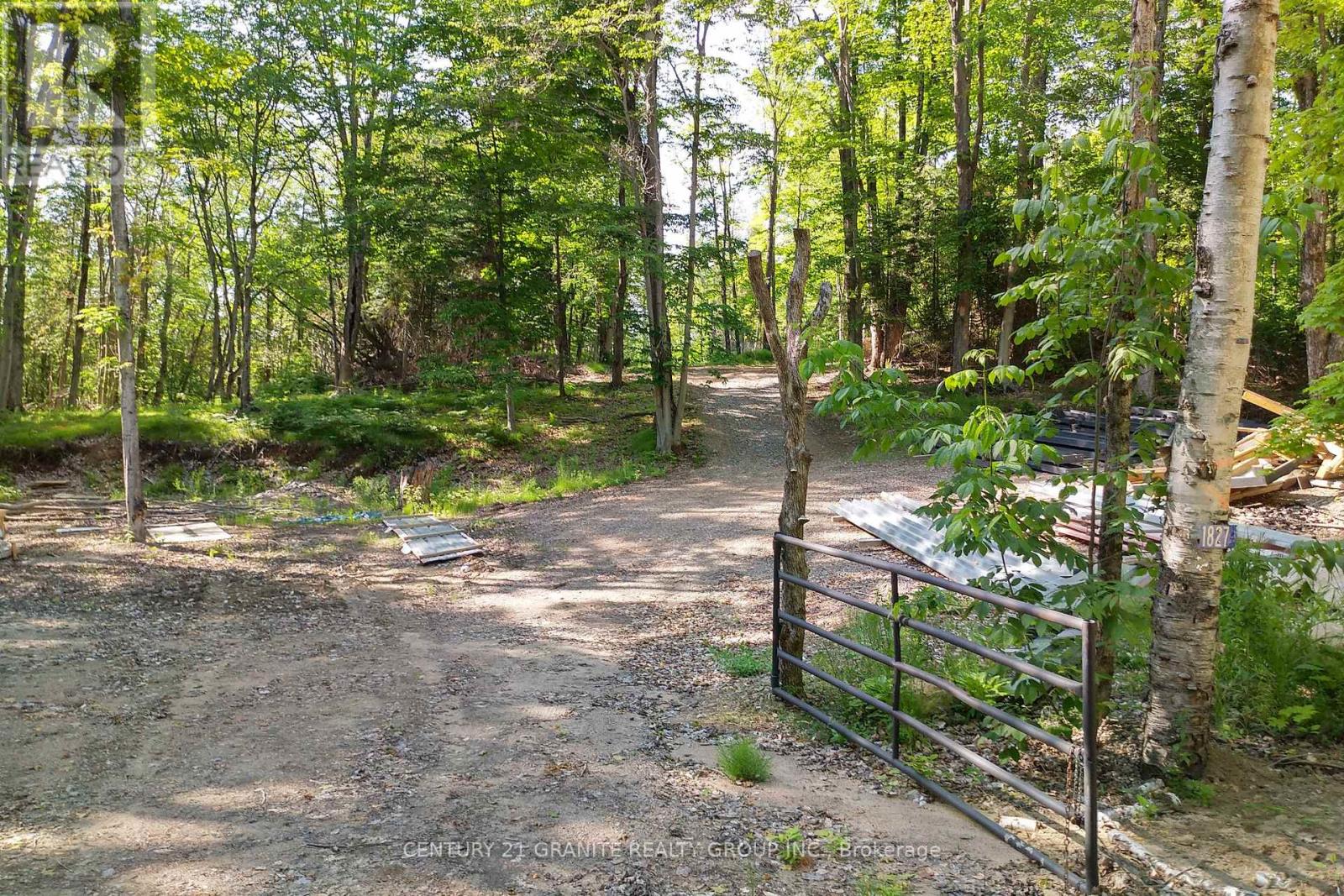 1827 Hybla Road, Hastings Highlands (Monteagle Ward), Ontario  K0L 1C0 - Photo 10 - X12554534