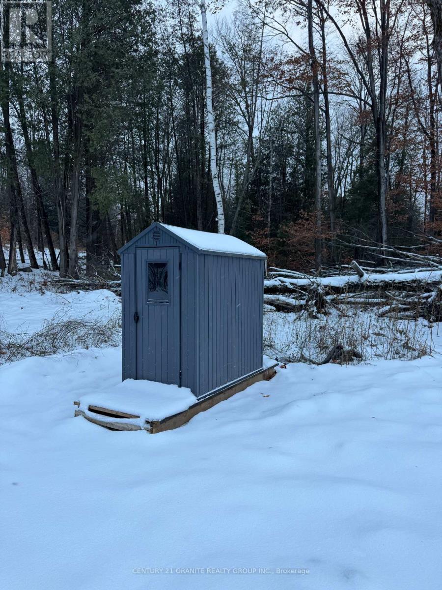 1827 Hybla Road, Hastings Highlands (Monteagle Ward), Ontario  K0L 1C0 - Photo 12 - X12554534