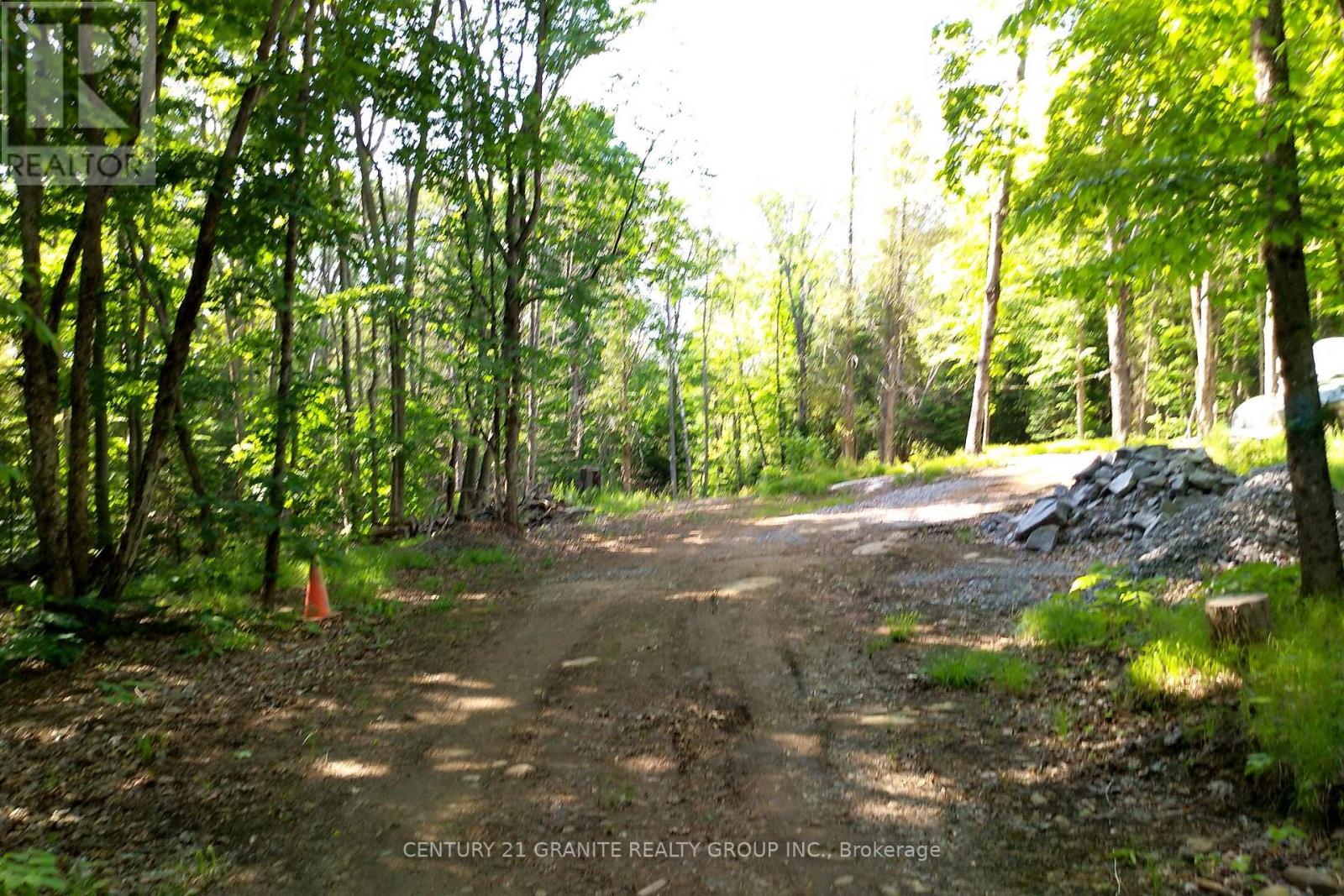 1827 Hybla Road, Hastings Highlands (Monteagle Ward), Ontario  K0L 1C0 - Photo 8 - X12554534