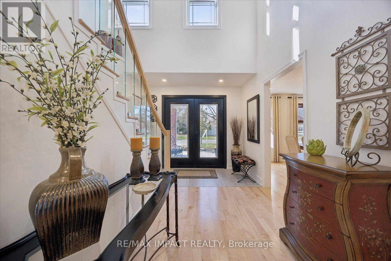 1568 Fair Avenue, Peterborough (Monaghan Ward 2), Ontario  K9K 1T2 - Photo 4 - X12554760