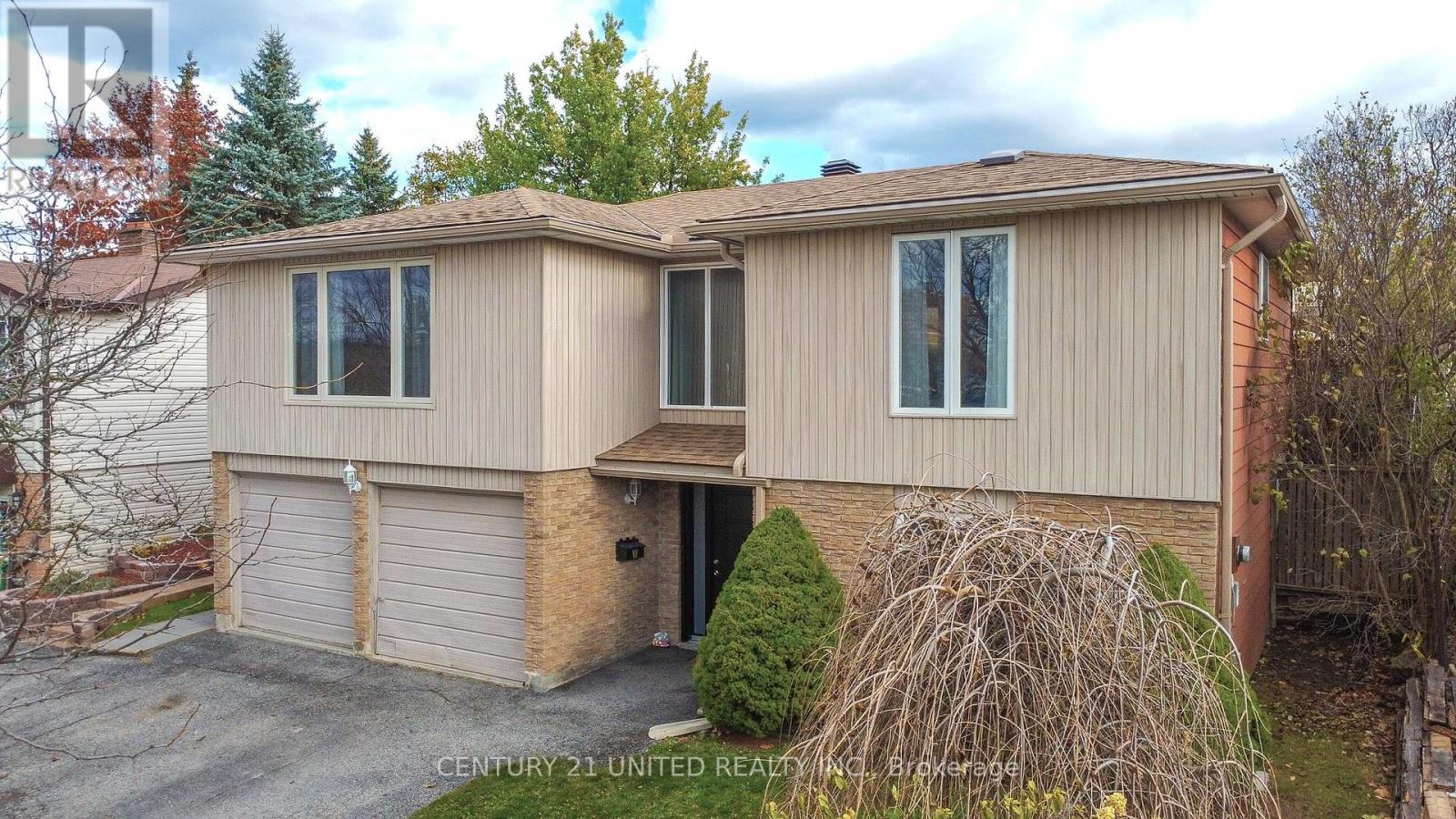 2130 Meadowview Road, Peterborough (Ashburnham Ward 4), Ontario  K9L 1S4 - Photo 2 - X12554770