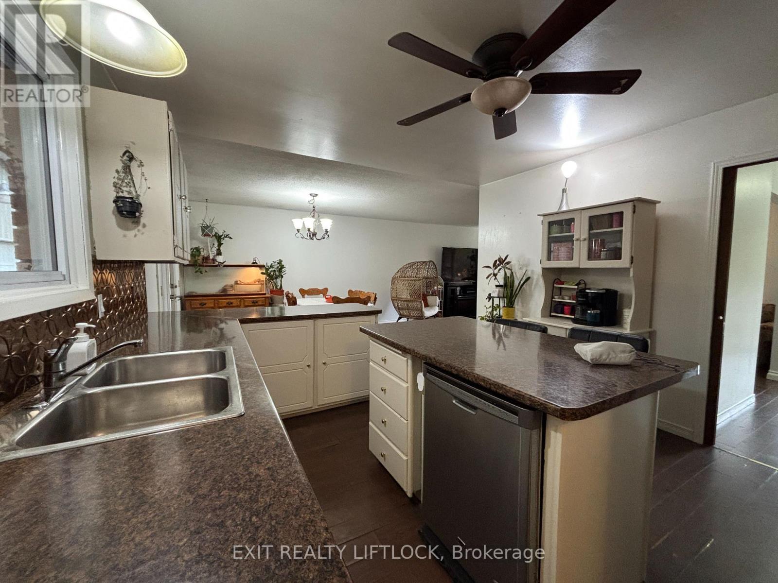 404 Belmont Concession 8, Havelock-Belmont-Methuen, Ontario  K0L 1Z0 - Photo 7 - X12554794