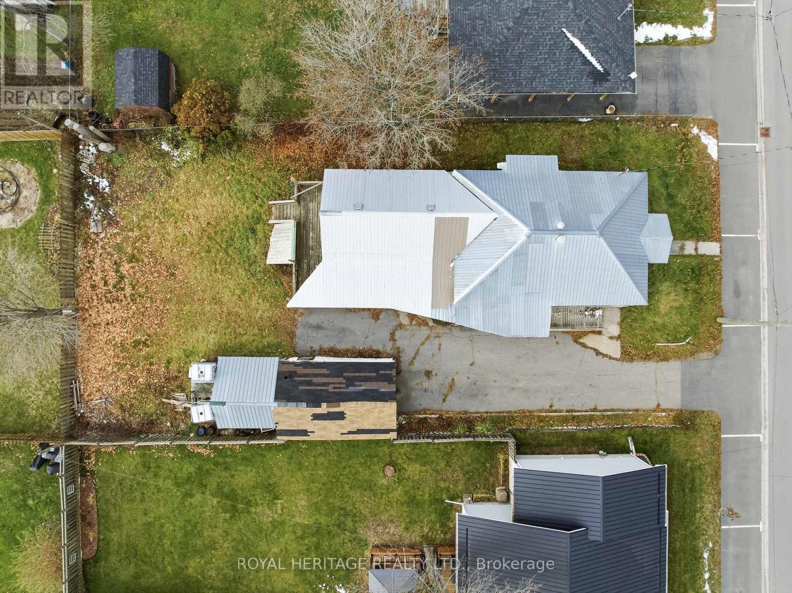 11 Donald Street, Havelock-Belmont-Methuen (Havelock), Ontario  K0L 1Z0 - Photo 3 - X12555006