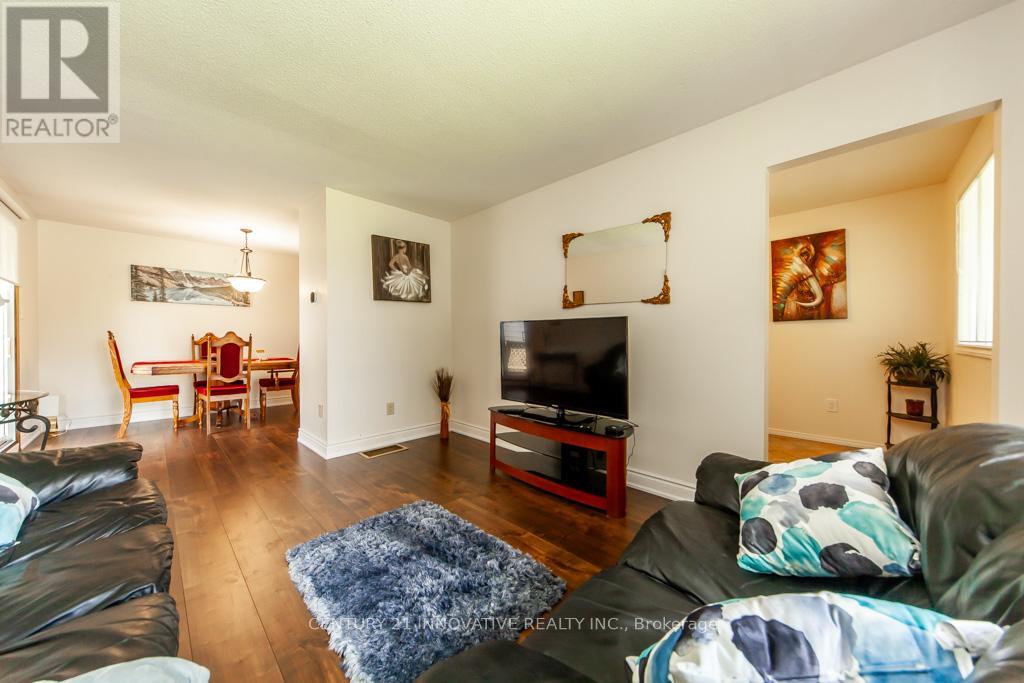 501 Barnes Crescent, Peterborough (Otonabee Ward 1), Ontario  K9J 7Z2 - Photo 12 - X12555094