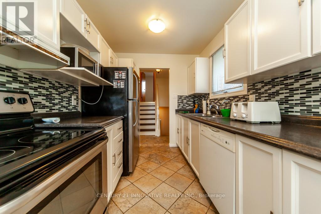 501 Barnes Crescent, Peterborough (Otonabee Ward 1), Ontario  K9J 7Z2 - Photo 15 - X12555094