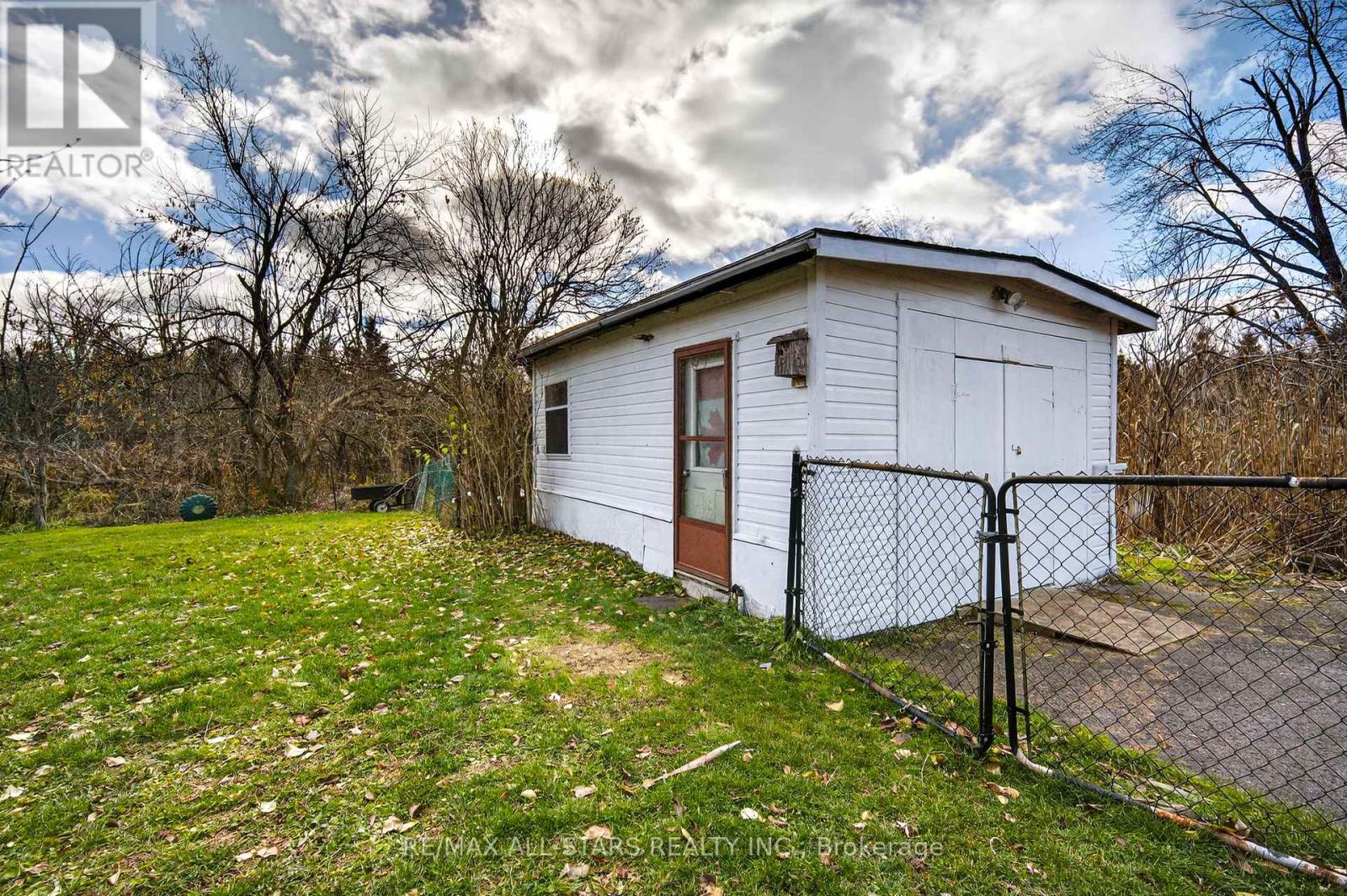 150 King Street W, Kawartha Lakes (Omemee), Ontario  K0L 2W0 - Photo 29 - X12555510