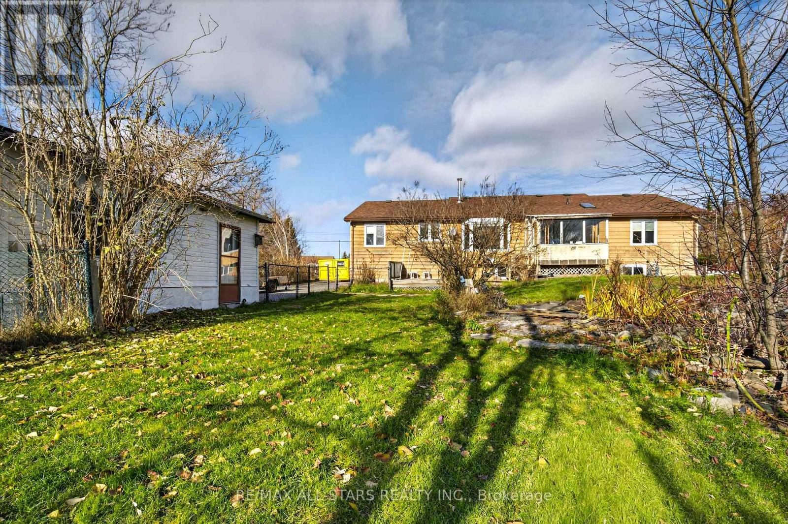 150 King Street W, Kawartha Lakes (Omemee), Ontario  K0L 2W0 - Photo 3 - X12555510