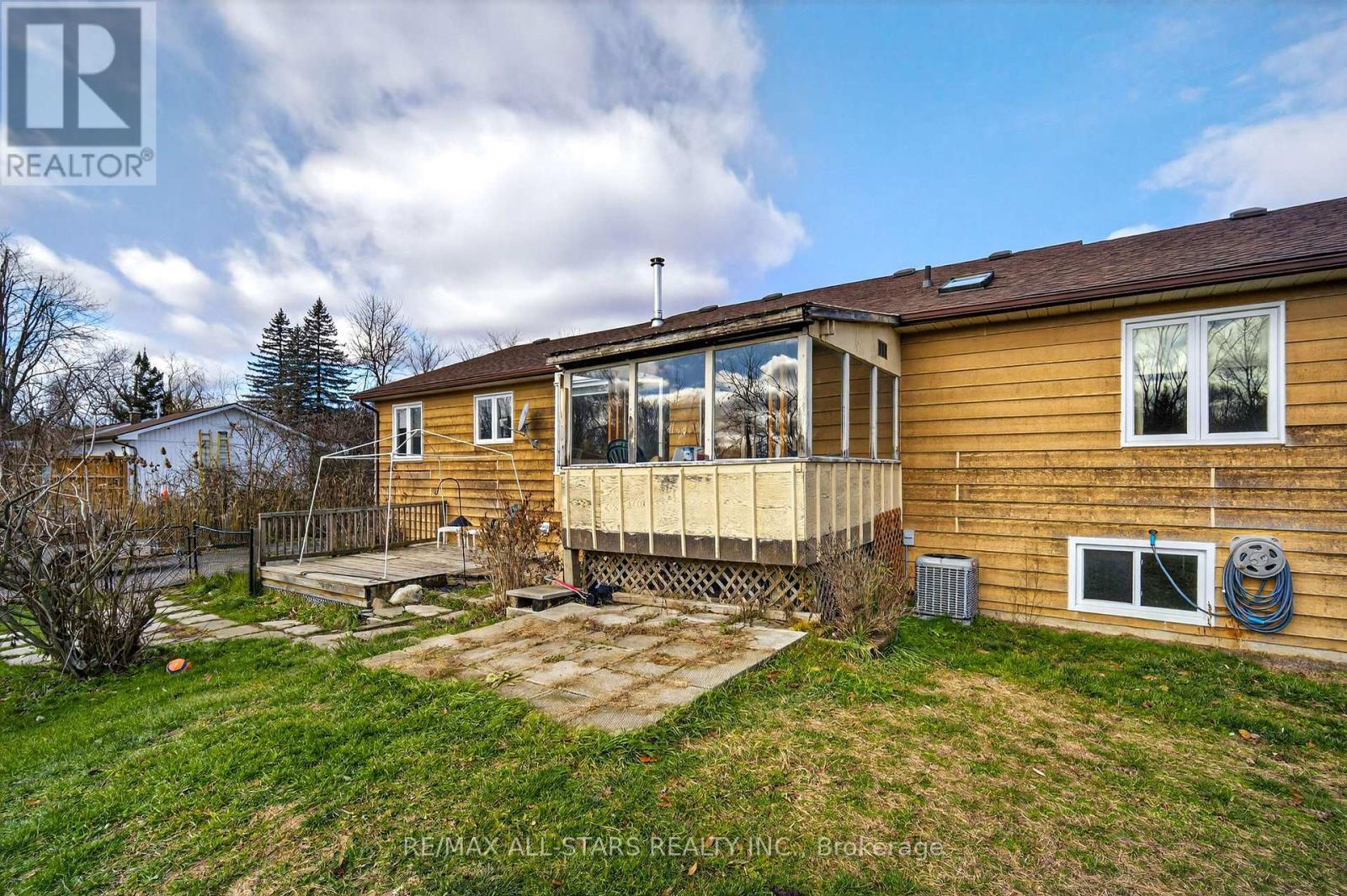 150 King Street W, Kawartha Lakes (Omemee), Ontario  K0L 2W0 - Photo 31 - X12555510