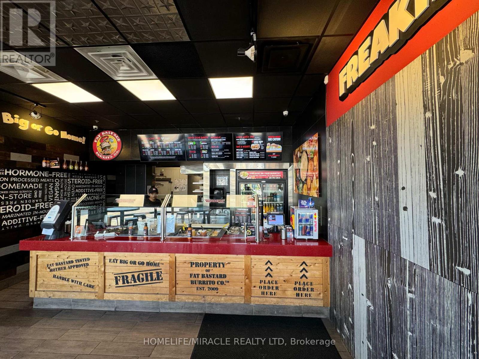 351 Kent Street W, Kawartha Lakes (Lindsay), Ontario  K9V 2Z7 - Photo 2 - X12555496