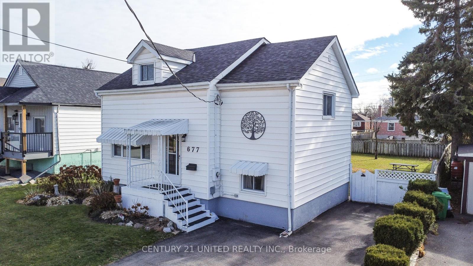 677 Orpington Road, Peterborough (Otonabee Ward 1), Ontario  K9J 4A5 - Photo 2 - X12557842