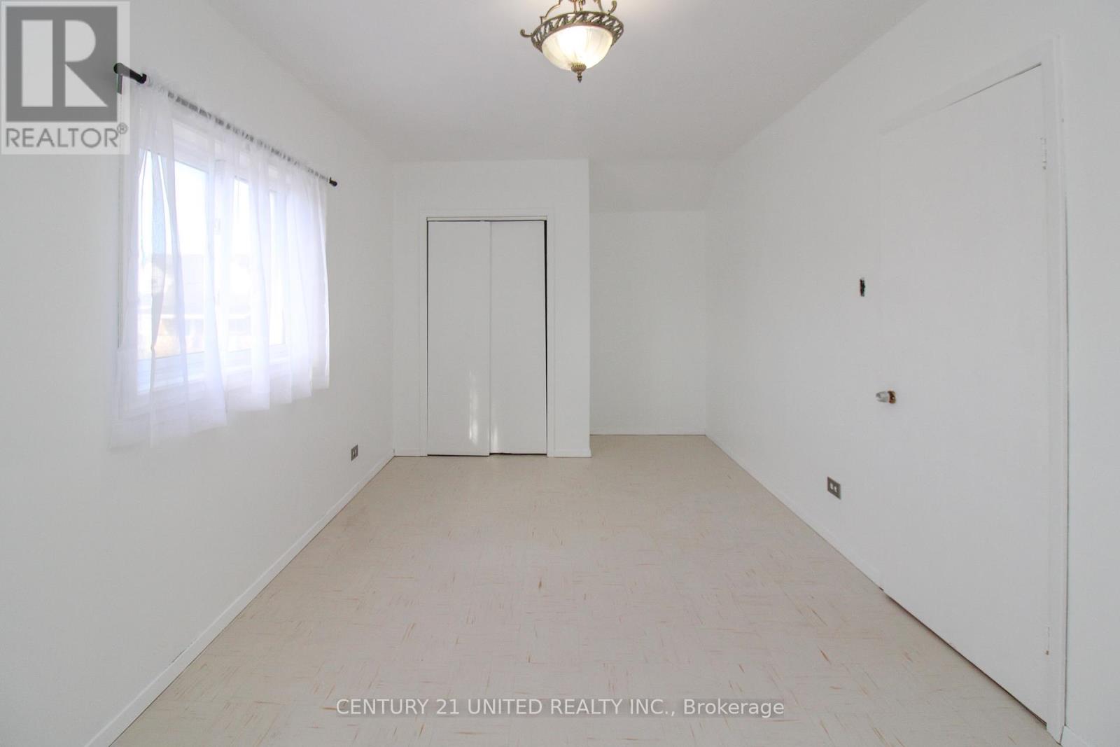 677 Orpington Road, Peterborough (Otonabee Ward 1), Ontario  K9J 4A5 - Photo 23 - X12557842