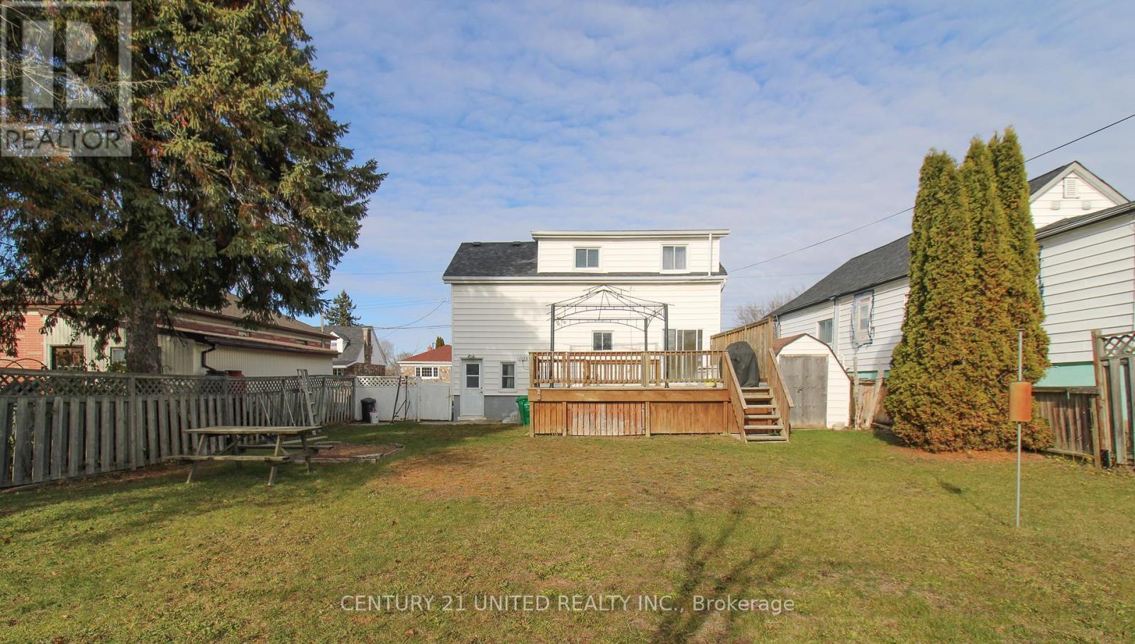 677 Orpington Road, Peterborough (Otonabee Ward 1), Ontario  K9J 4A5 - Photo 5 - X12557842