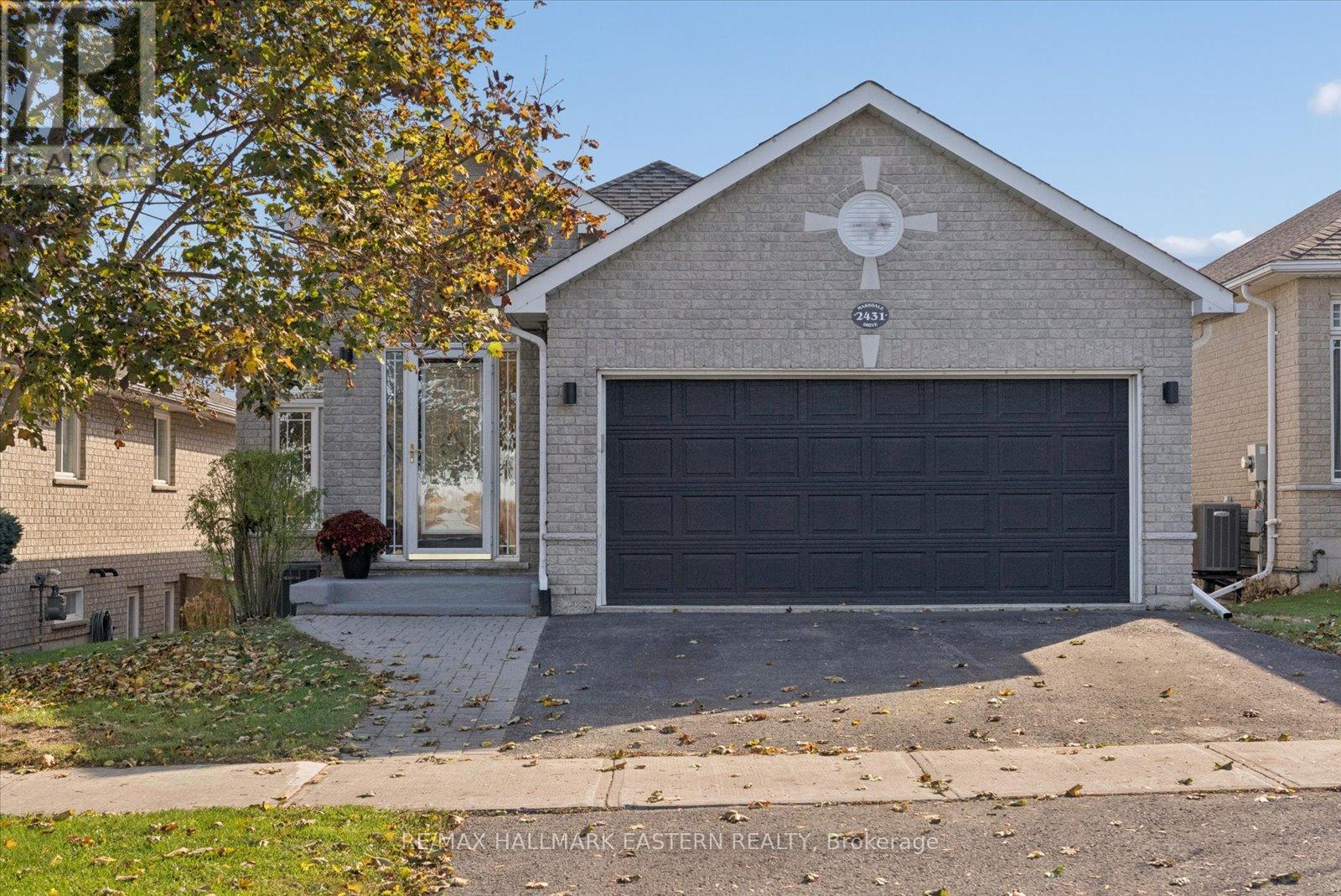 2431 Marsdale Drive, Peterborough (Ashburnham Ward 4), Ontario  K9L 1Z3 - Photo 2 - X12558032