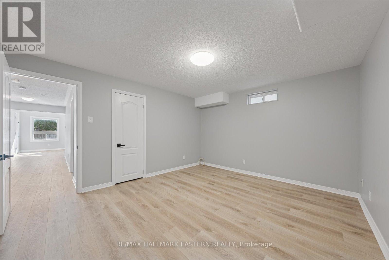 2431 Marsdale Drive, Peterborough (Ashburnham Ward 4), Ontario  K9L 1Z3 - Photo 42 - X12558032