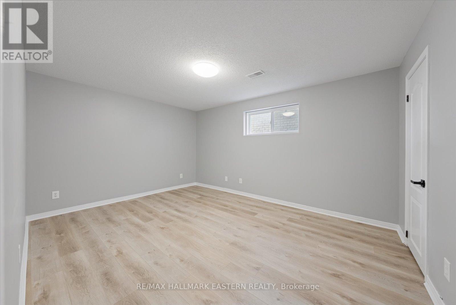 2431 Marsdale Drive, Peterborough (Ashburnham Ward 4), Ontario  K9L 1Z3 - Photo 43 - X12558032